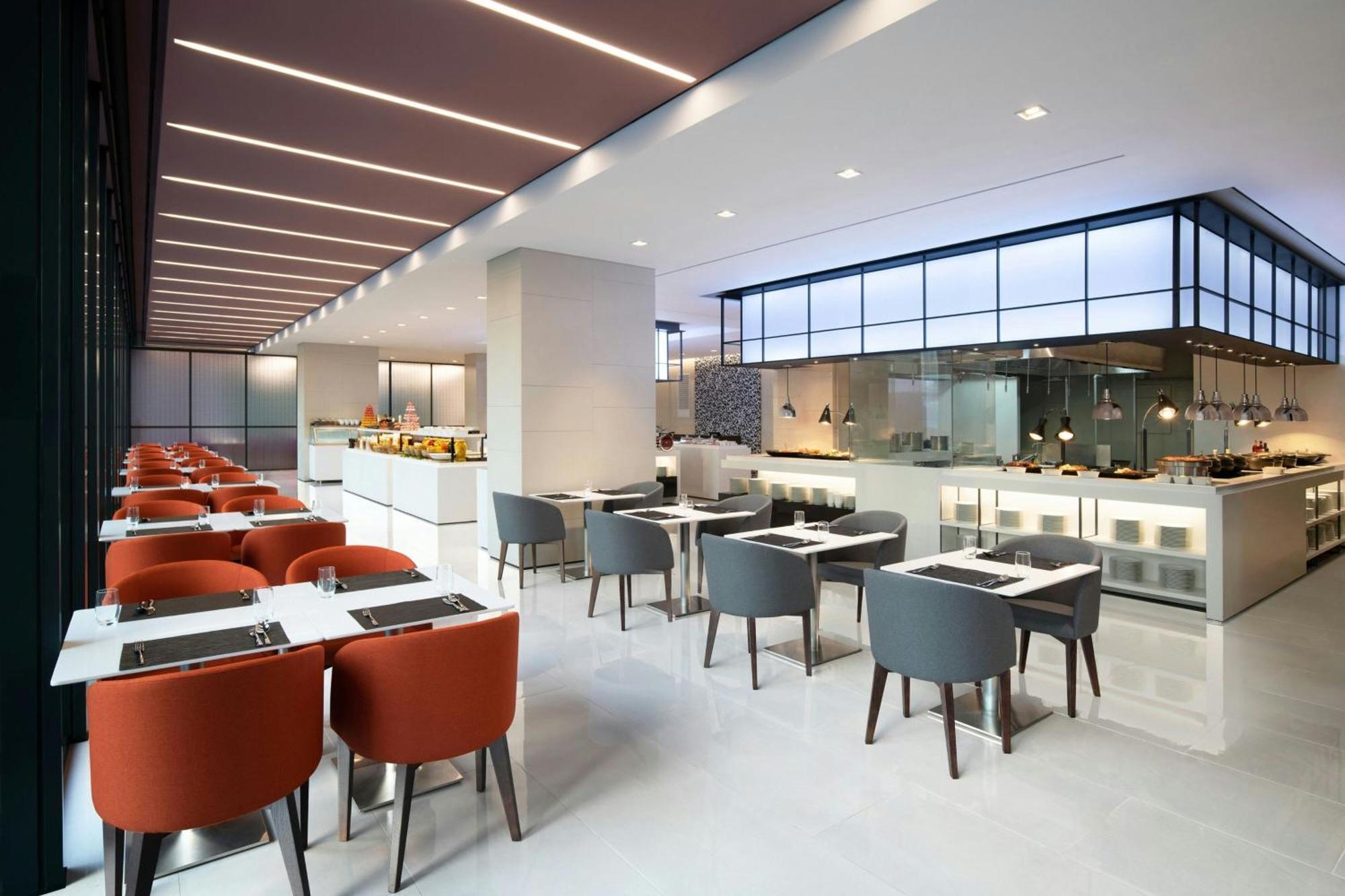 Отель Courtyard By Marriott Сувон Экстерьер фото